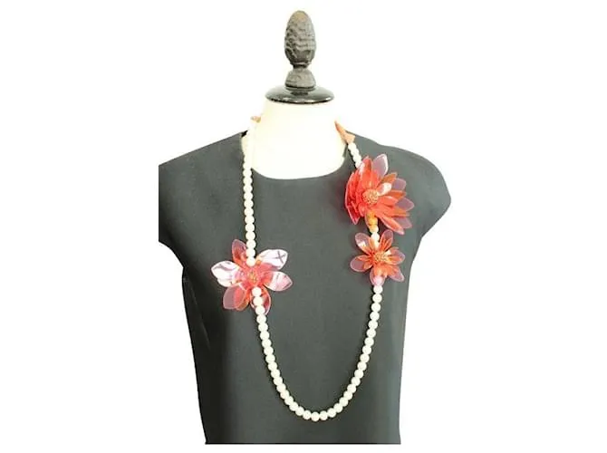 Collar Lanvin Naranja Con Perlas Falsas Y Flores De Plástico 